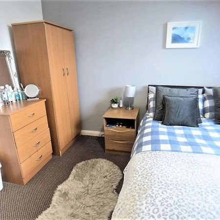 ליברפול Lovely Guest Rooms In City Centre מראה חיצוני תמונה