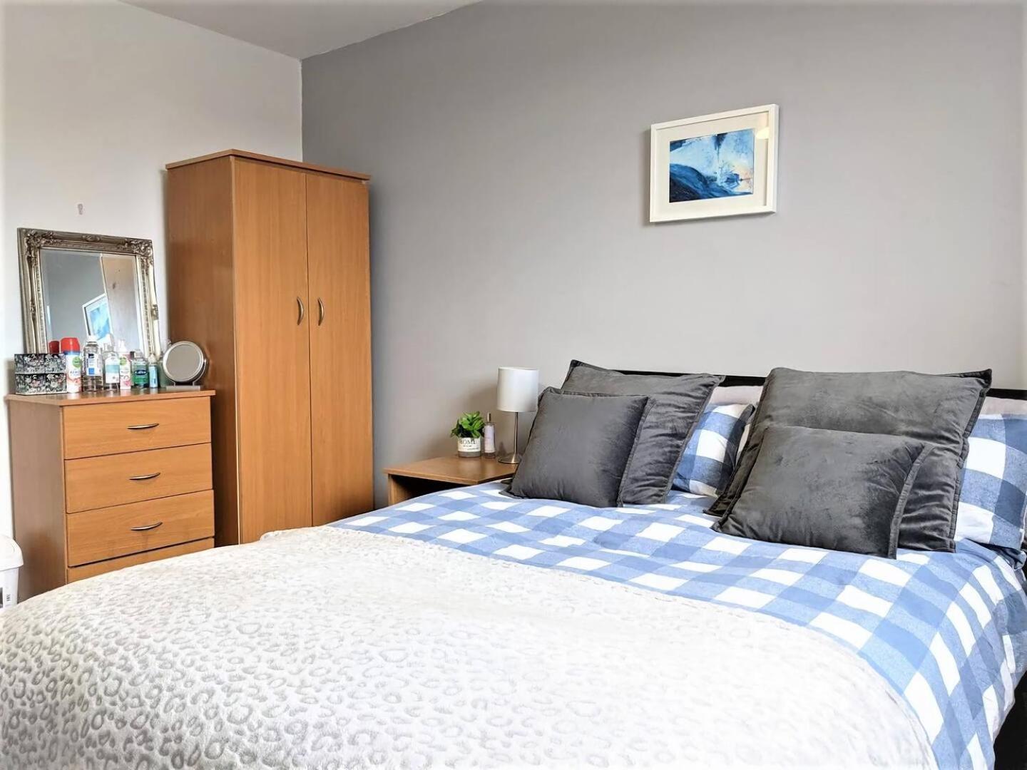 ליברפול Lovely Guest Rooms In City Centre מראה חיצוני תמונה