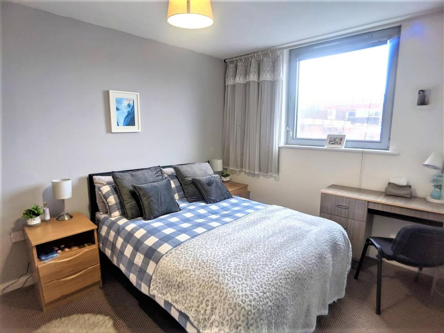 ליברפול Lovely Guest Rooms In City Centre מראה חיצוני תמונה