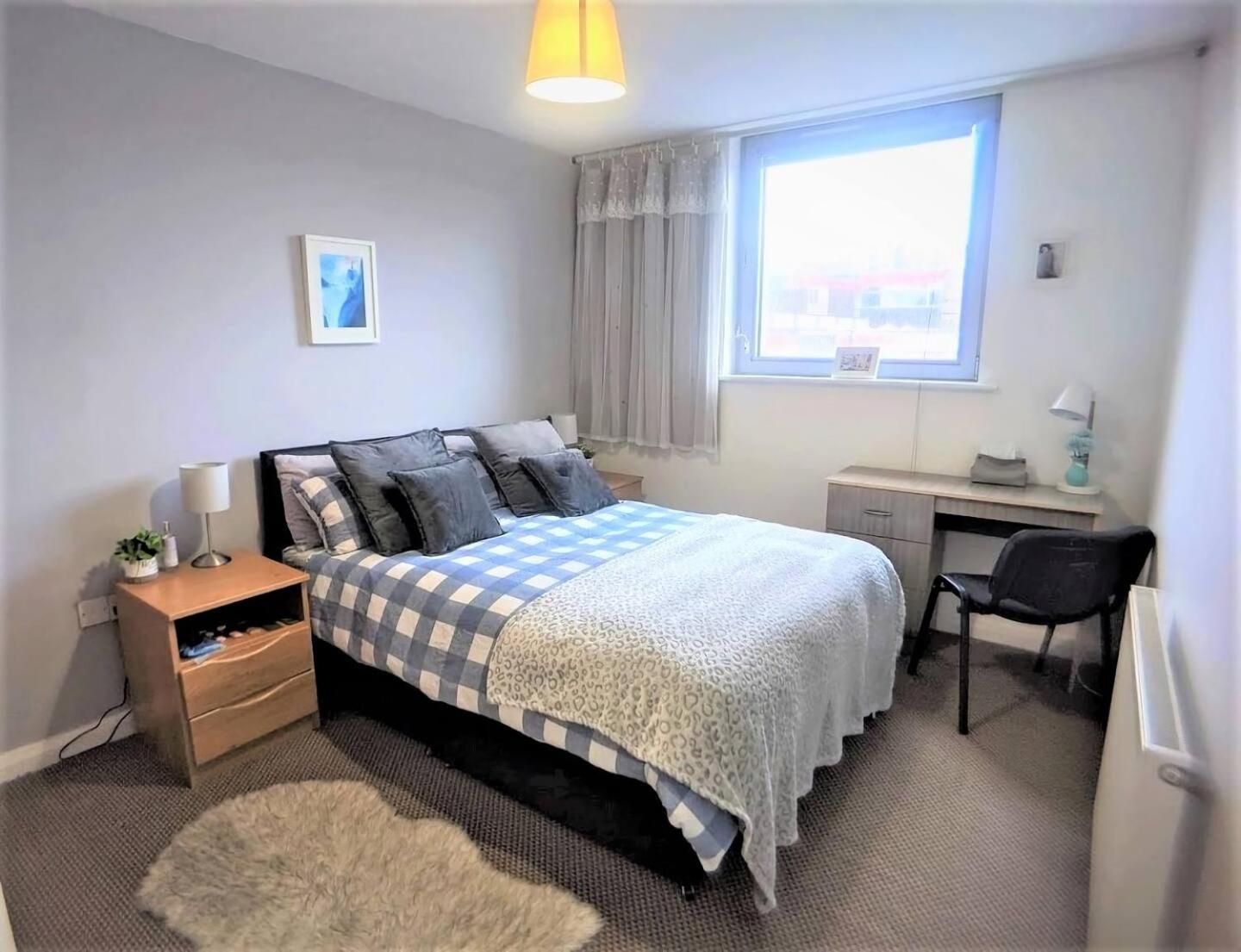 ליברפול Lovely Guest Rooms In City Centre מראה חיצוני תמונה