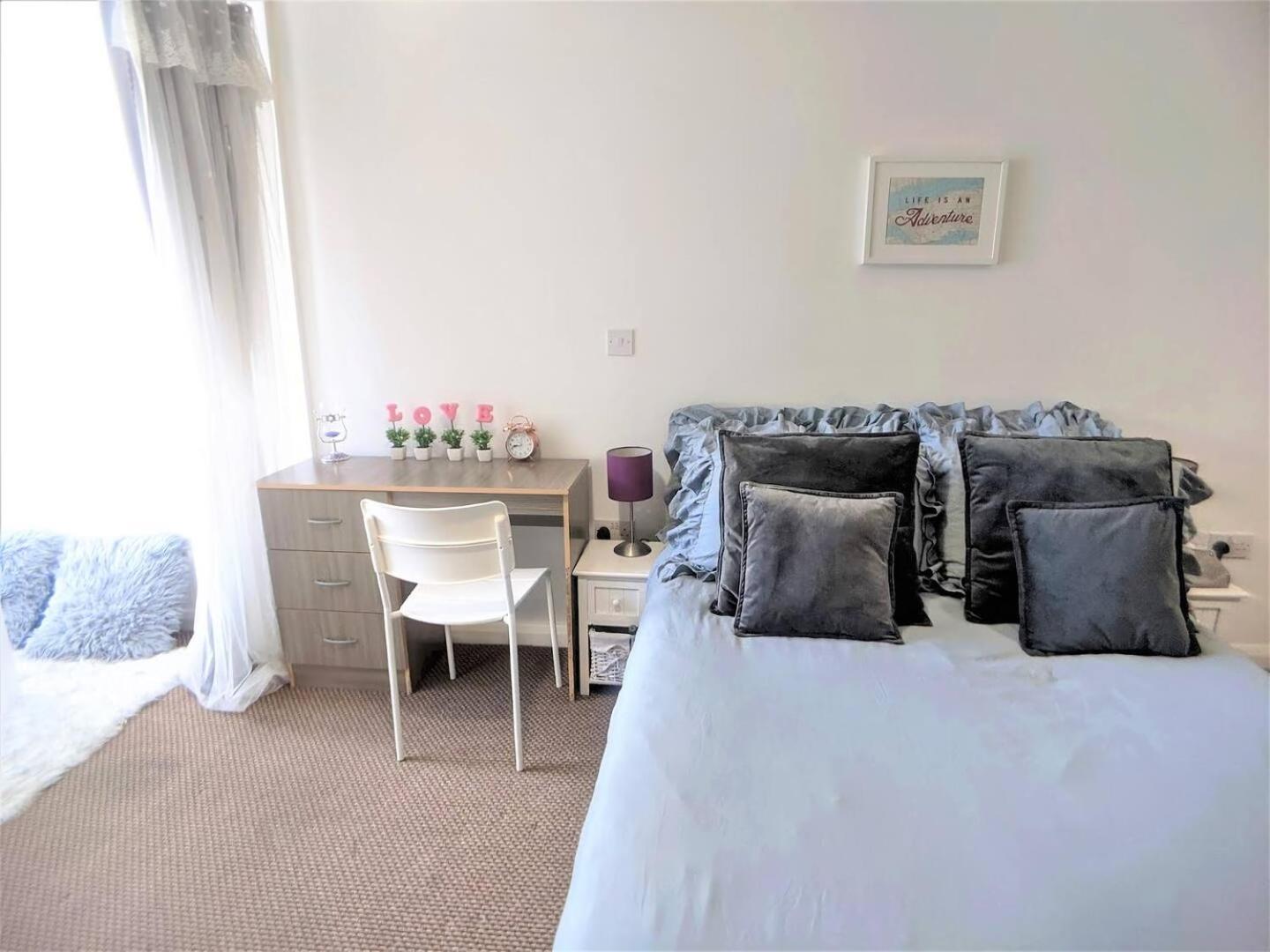 ליברפול Lovely Guest Rooms In City Centre מראה חיצוני תמונה
