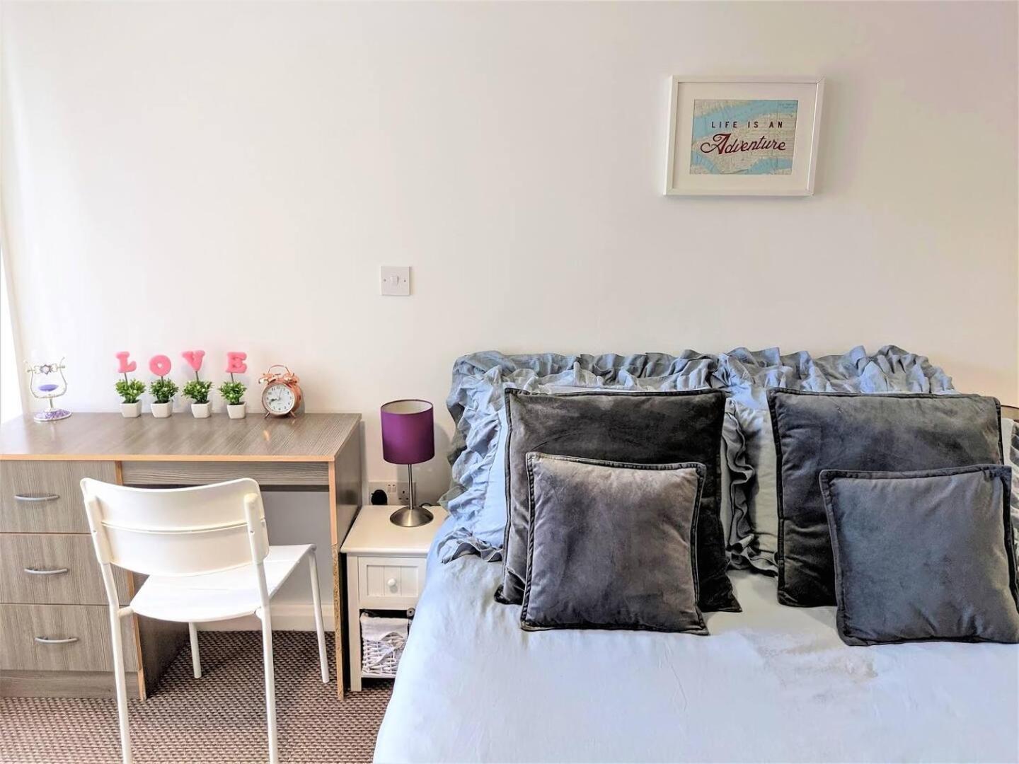 ליברפול Lovely Guest Rooms In City Centre מראה חיצוני תמונה